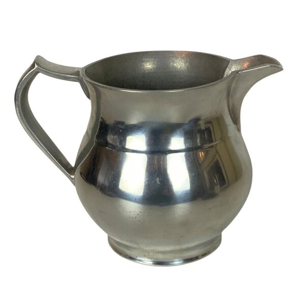 Wilton Armetale Plough Tavern Glossy Pewter Water Pitcher 48 oz Made in USA - Picture 3 of 7